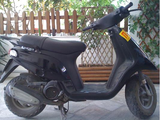 PoulaTo: PIAGGIO TPH 125 '01