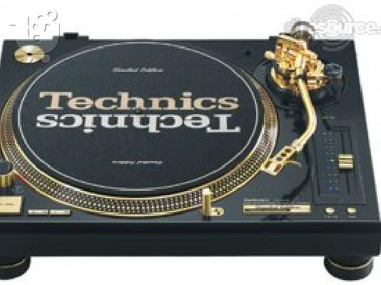 PoulaTo: 2 Technics SL 1200 GLD