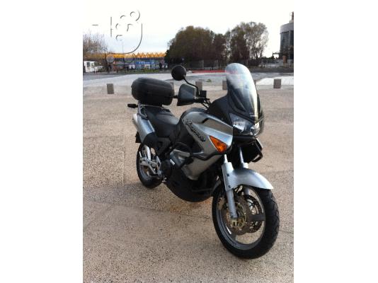 PoulaTo: HONDA XL 1000 V Varadero '04