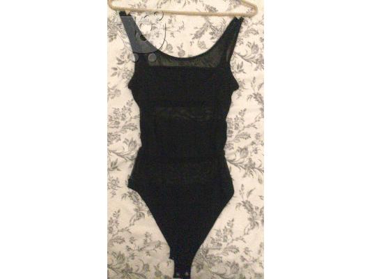 ΚΟΡΜΑΚΙ BERSHKA ΜΕ ΔΙΑΦΑΝΕΙΑ ΚΑΙ ΣΧΕΔΙΟ ΡΙΓΕ SIZE SMALL