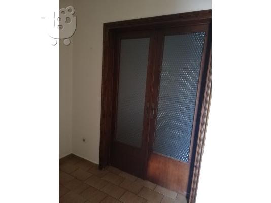 PoulaTo: Πόρτα εσωτερικη συρόμενη