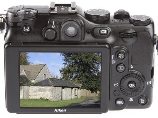 NIKON P7100