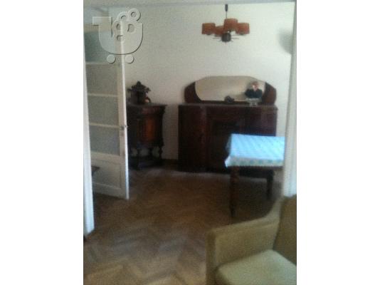 Πωλήται όλο το κτήριο με 3 ανεξάρτητα οροφοδιαμερίσματα...
