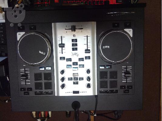 DJ controller