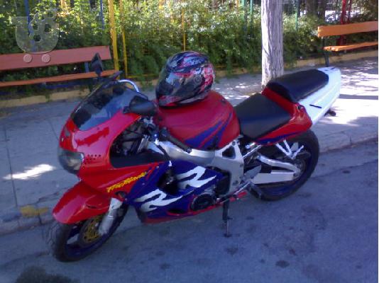 HONDA CBR 900 RR Fireblade 