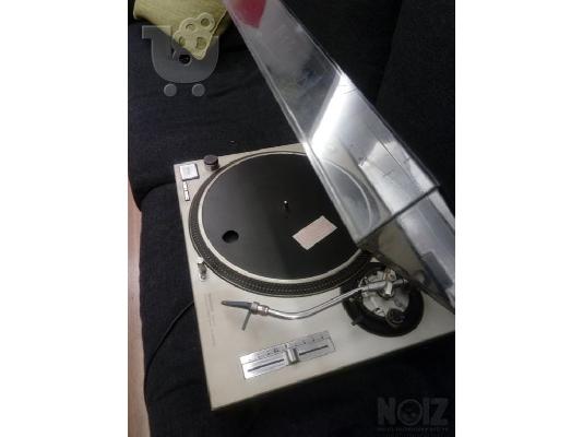 PoulaTo: Technics Quartz SL-1200MK2