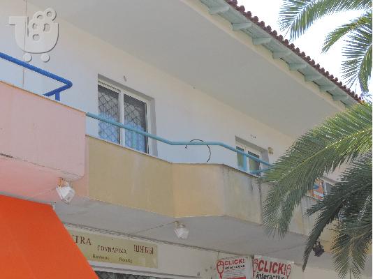 κατάστημα ΠΕΥΚΟΧΩΡΙ εμπορικό κέντρο