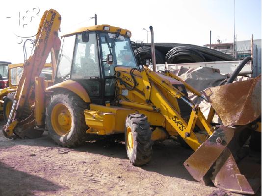 PoulaTo: JCB 3CX 2000