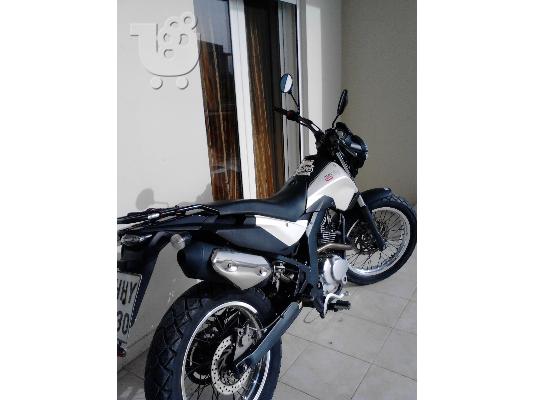 PoulaTo: DERBI Senda 125 Cross City '11