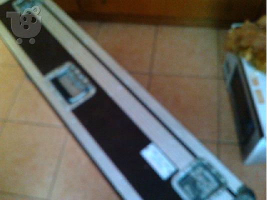 PoulaTo: Σκληρη θηκη για αρμονιο 5 οκταβες