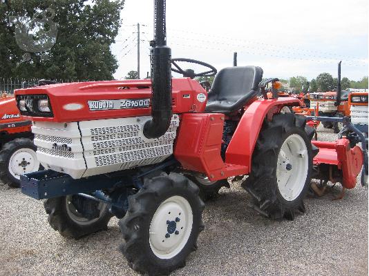 PoulaTo: kubota b1500dt