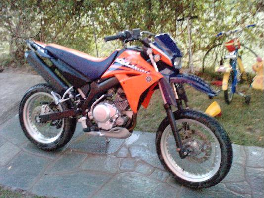 PoulaTo: YAMAHA XT 125 R '08