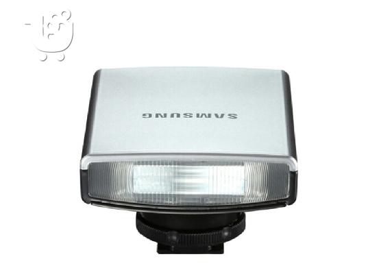 Samsung NX100 με 20-50 lens + flash Samsung
