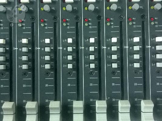 allen&heath zed 428  μαζι με θηκη
