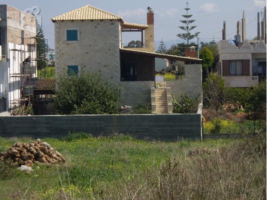 PoulaTo: Μεζονέτα πέτρινη παραθαλάσσια ολοκαίνουργια