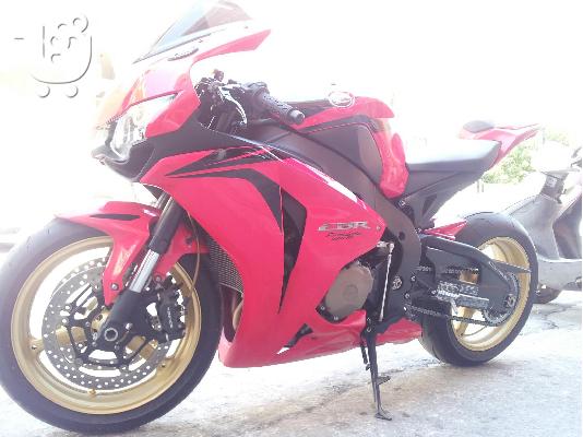 HONDA CBR 1000 RR Fireblade 