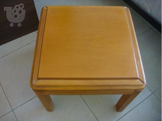 Σετ ξύλινων τραπεζιών 50x50x42