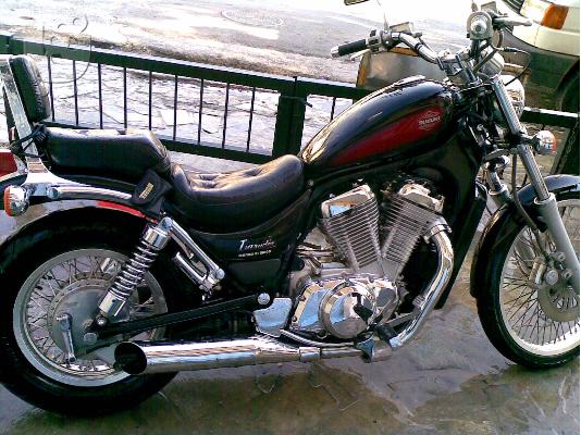 SUZUKI Intruder C800 