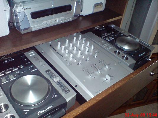 2x pioneer cdj200 + mikths numark dm3050