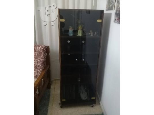 πωλουνται διαφορα επιπλα μεταχειρισμενα