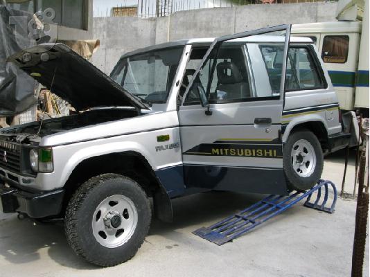 MITSUBISHI PAJERO 