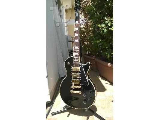 PoulaTo: black beauty epiphone