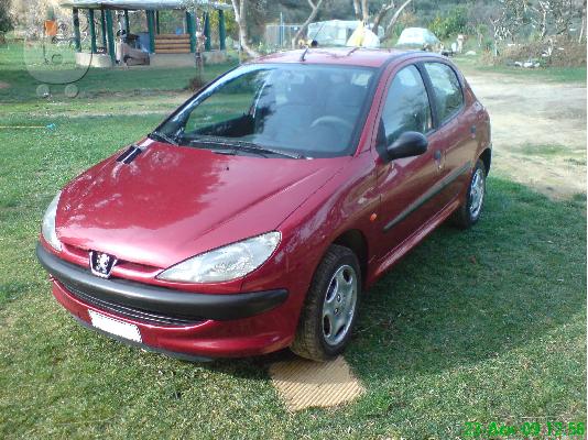 PoulaTo: PEUGEOT 206 '01