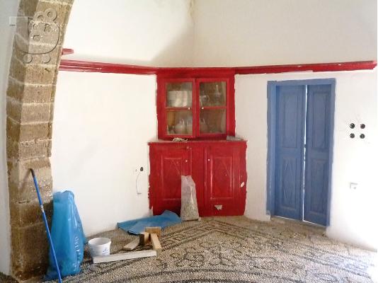 παραδοσιακό σπίτι βοτσαλόστρωτο ή βοτσαλωτό στην Ρόδο...