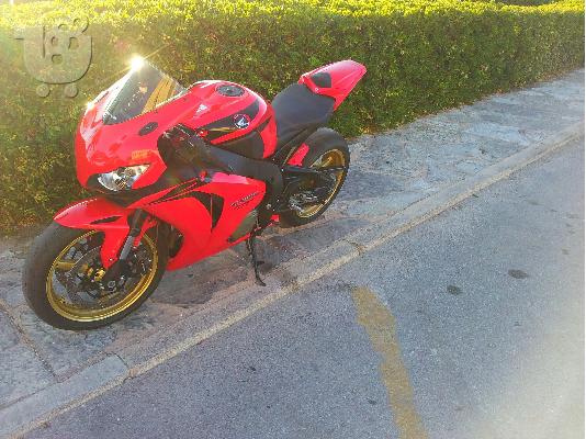 HONDA CBR 1000 RR Fireblade 