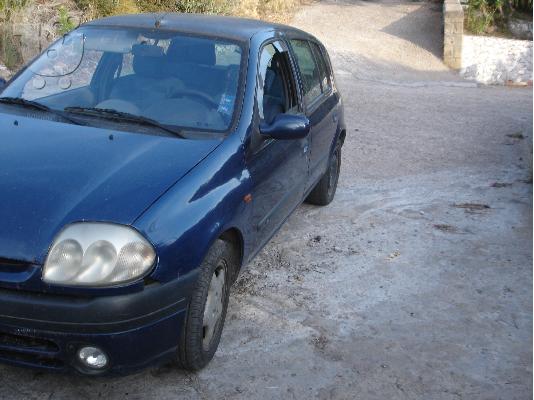 RENAULT CLIO 