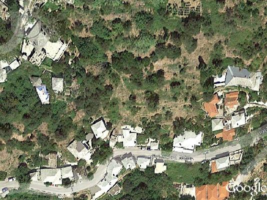 Πολειται οικοπεδω στην μακρινιτσα