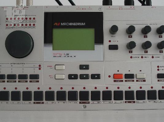 PoulaTo: Elektron Machinedrum SPS-1UW+MK II
