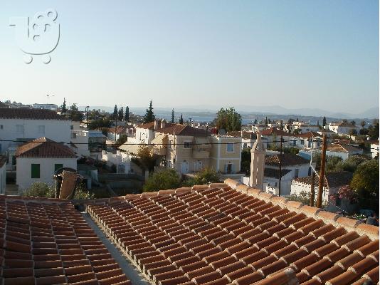 ΠΩΛEIΤΑΙ NΕΟΔΜΗΤΗ ΜΕΖΟΝΕΤΑ ΣΤΙΣ ΣΠΕΤΣΕΣ 90τμ