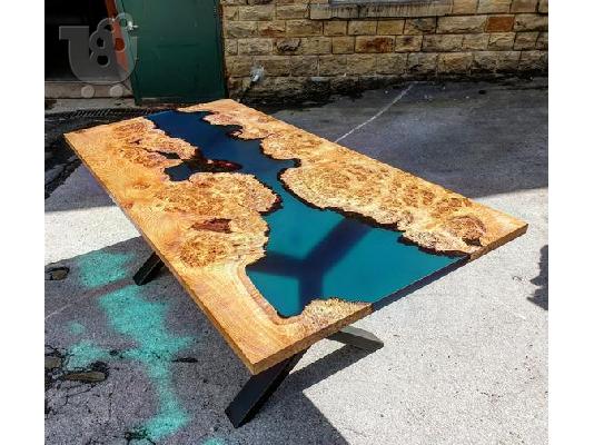 Χειροποίητα τραπέζια