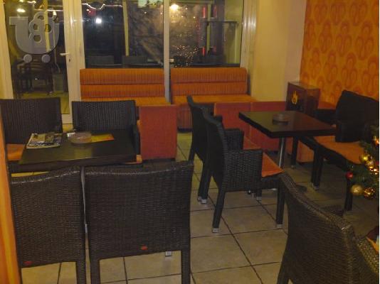 PoulaTo: creperie-kafe