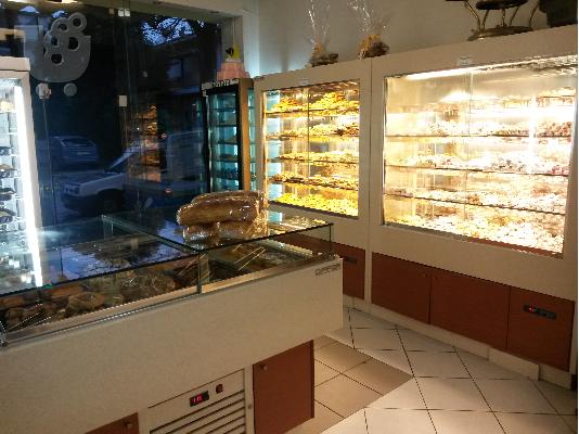 Ζαχαροπλαστείο ανακαινισμένο