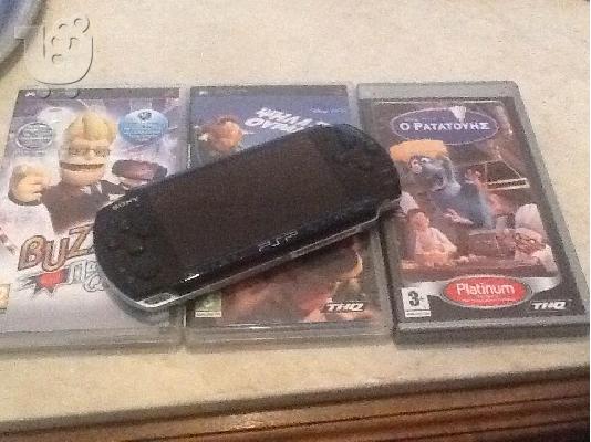 PSP 2000 (plus 3 games)