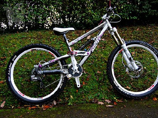 PoulaTo: SCOTT FR 10