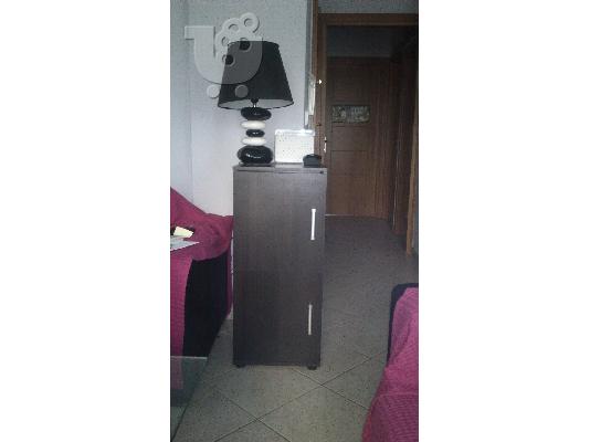 Πωλούνται μπουφές, κρυσταλλιέρα κι επιπλάκι εισόδου σε άριστη κατάσταση....