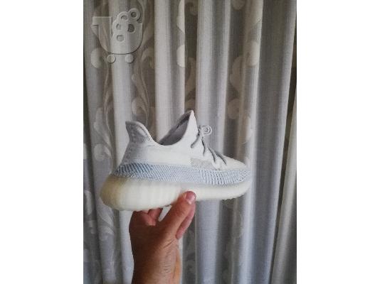 Adidas yeezy 350 v2 cloud white