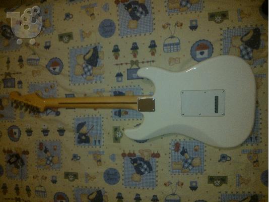 fender strat standard mex LH αριστεροχειρη arctic white