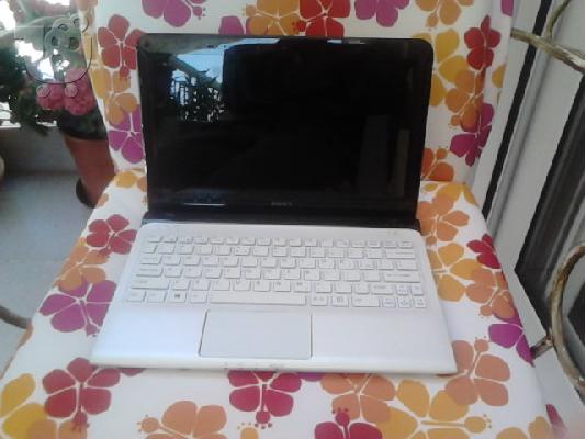 PoulaTo: Notebook Sony Vaio Windows 7 καινούργιο μοντέλο