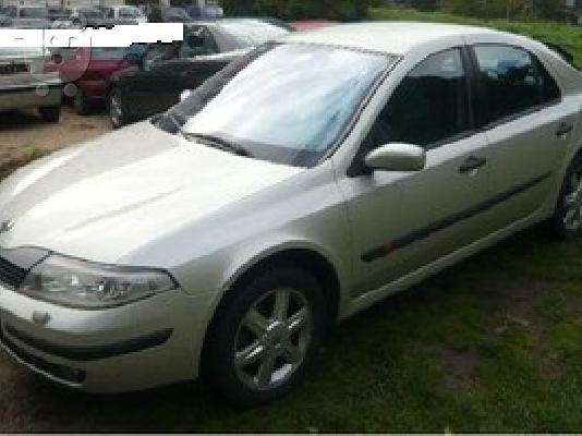 PoulaTo: RENAULT LAGUNA '03