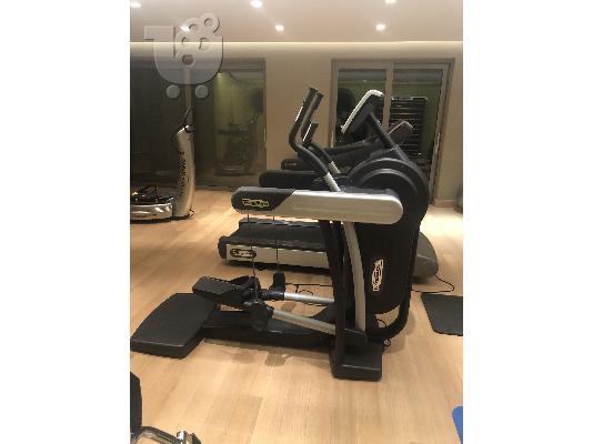 ΕΛΛΕΙΠΤΙΚΟ ΜΗΧΑΝΗΜΑ: Technogym Vario EXC700