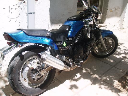 YAMAHA FZX 750 