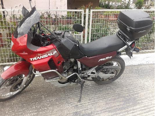 PoulaTo: HONDA XL 600 V Transalp '97