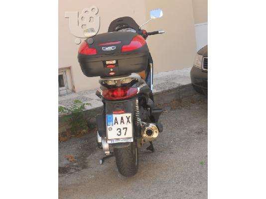 PIAGGIO Beverly 500 