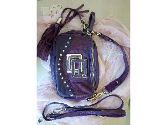 PoulaTo: τσαντα   GUESS