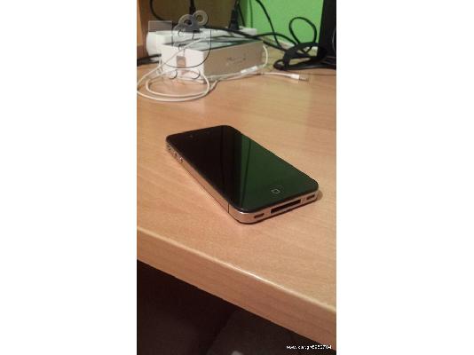 Apple iPhone 4 + Θήκες