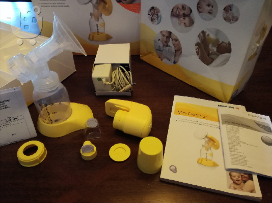 PoulaTo: θήλαστρο Medela Mini Electric